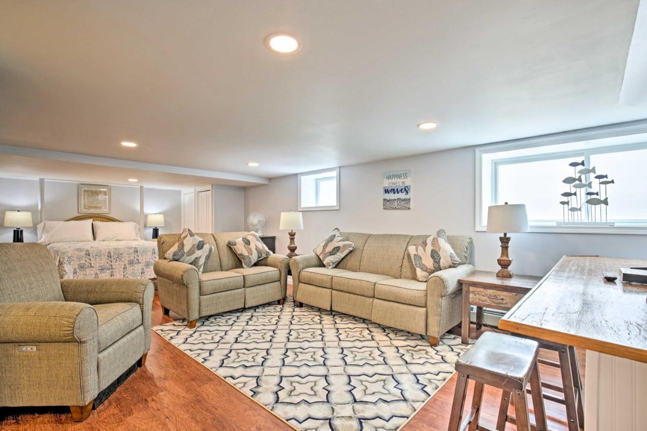 Old Orchard Beach Home With Patio Walk To Beach Bagian luar foto