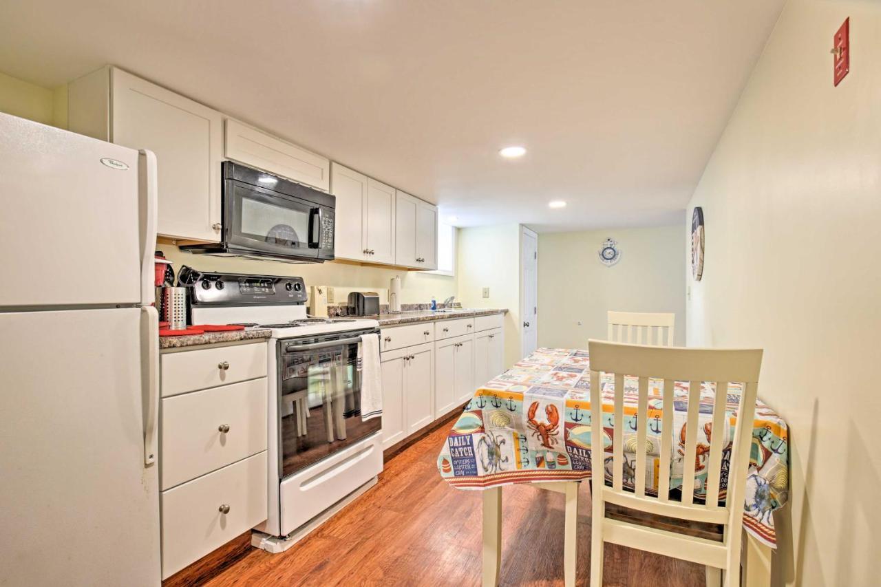 Old Orchard Beach Home With Patio Walk To Beach Bagian luar foto