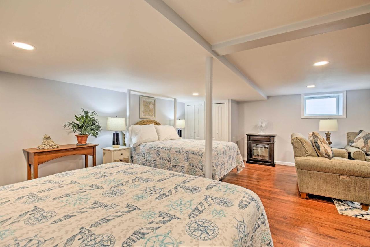 Old Orchard Beach Home With Patio Walk To Beach Bagian luar foto
